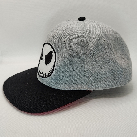 Nightmare Before Christmas Hat Jack Skellington Snapback Cap Gray and Red Disney - Picture 3 of 9